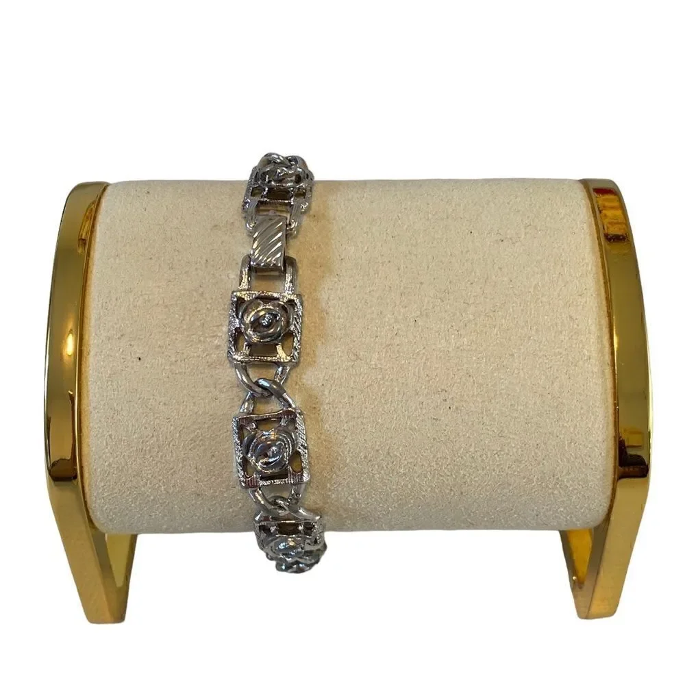 Sarah Coventry Vintage Matte & Etched Silver Toned Delicate Looking Bracelet.